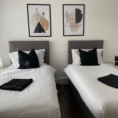 Lovely 2Bedroom 4Mins From Wimbledon Station London Exterior foto