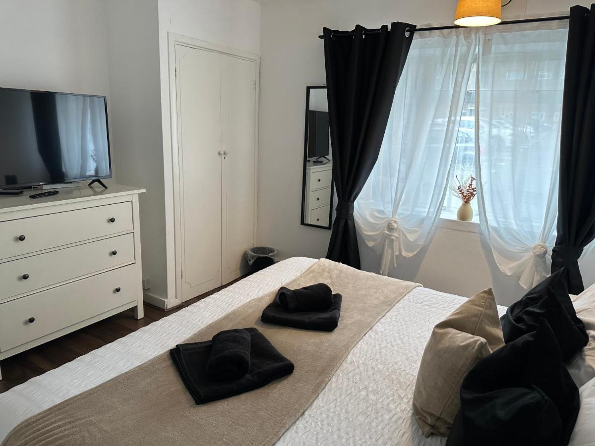 Lovely 2Bedroom 4Mins From Wimbledon Station London Exterior foto