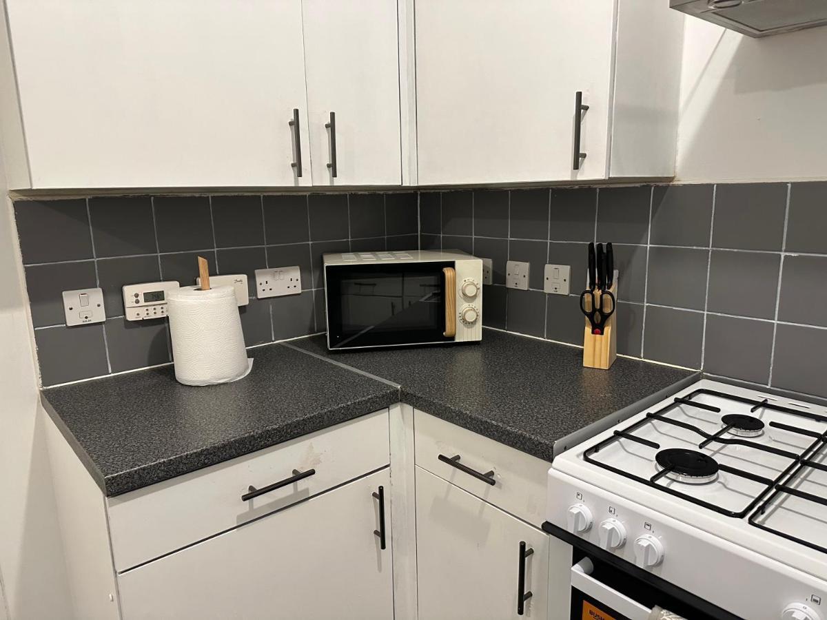 Lovely 2Bedroom 4Mins From Wimbledon Station London Exterior foto